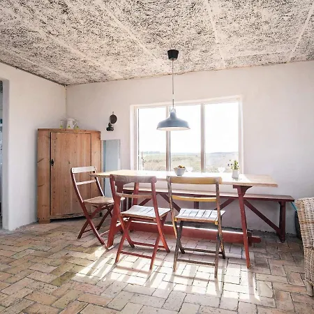 4 Person In Tatil Evi